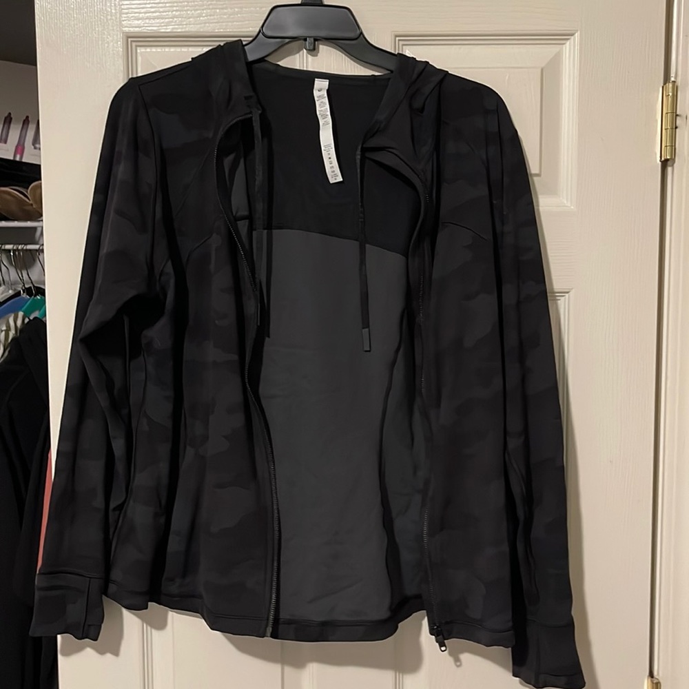 Hooded Define Jacket- Lululemon